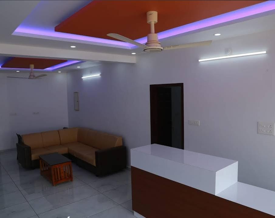 Erumely Palace Hotel & Rooms